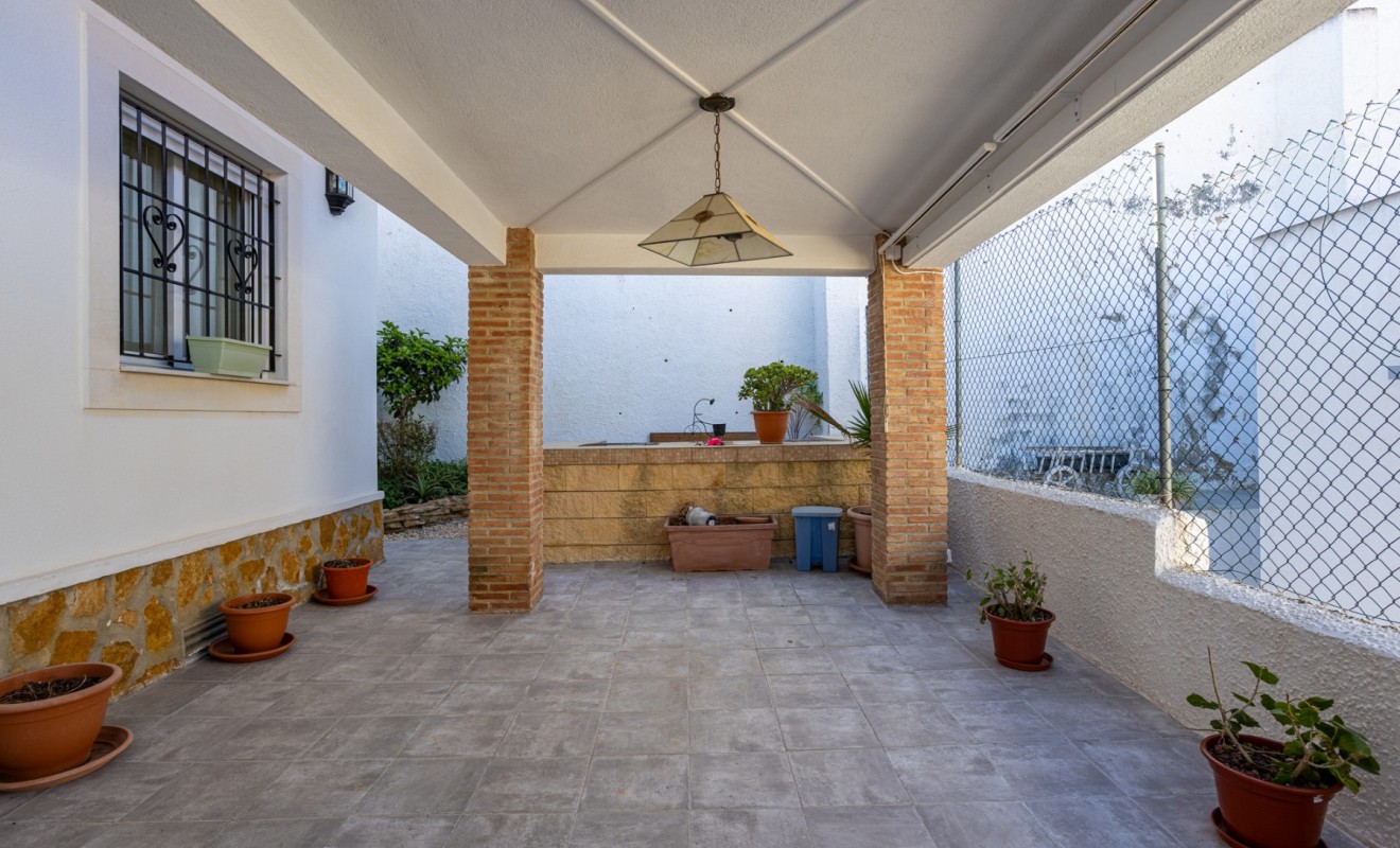 Wederverkoop - Detached villa - Bigastro - Villas Andrea