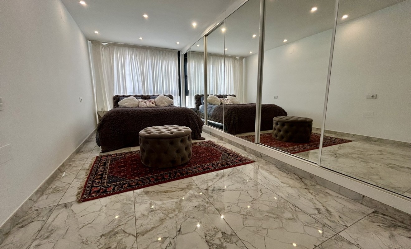 Sale - Villa - Los Balcones