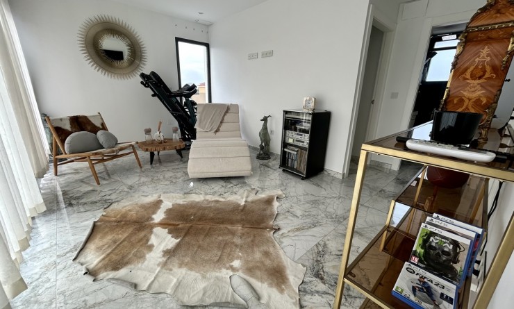 Sale - Villa - Los Balcones