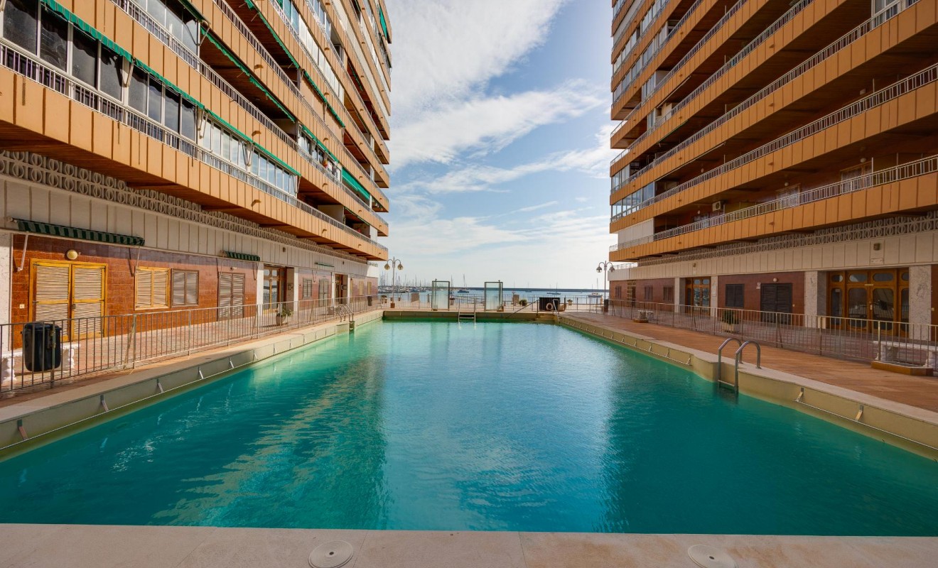 Wederverkoop - Apartamento - Torrevieja - Playa del Acequión