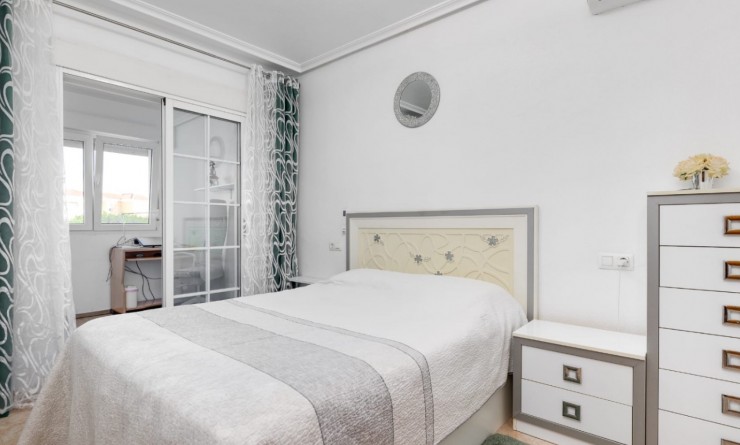 Sale - Townhouse - Torrevieja