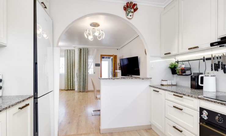 Sale - Townhouse - Torrevieja