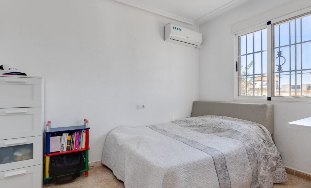 Sale - Townhouse - Torrevieja