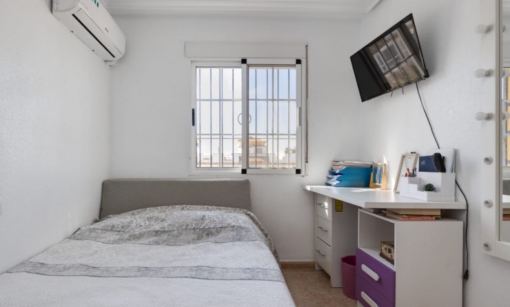 Sale - Townhouse - Torrevieja