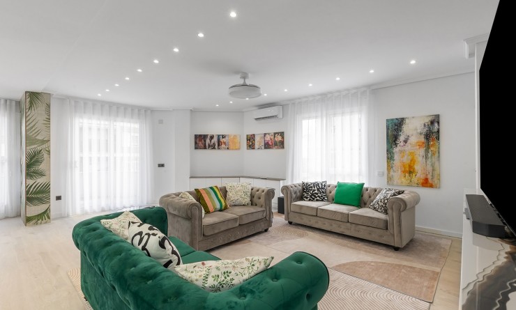 Sale - Apartment / flat - Los Montesinos