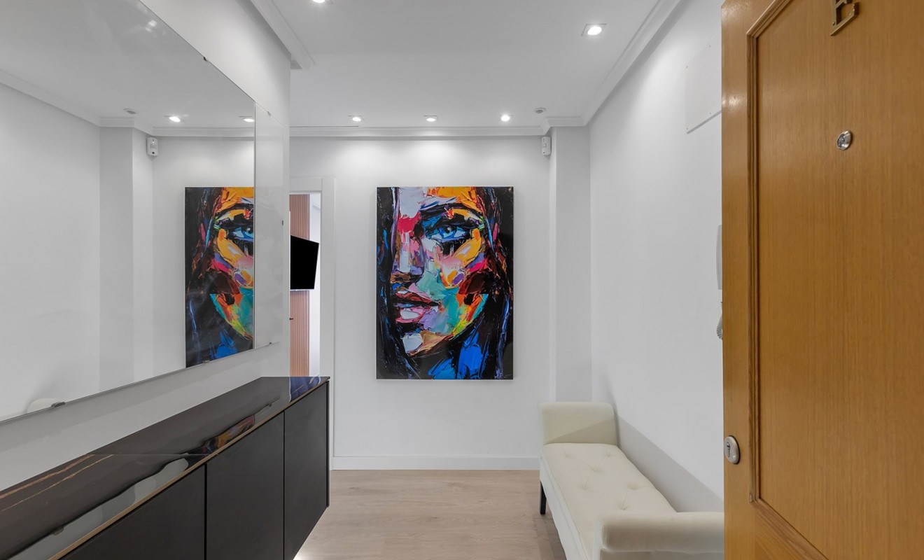 Sale - Apartment / flat - Los Montesinos