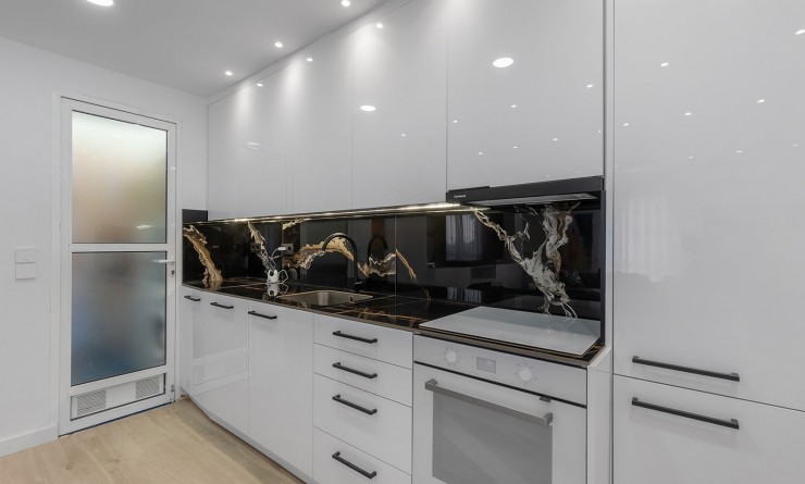 Sale - Apartment / flat - Los Montesinos