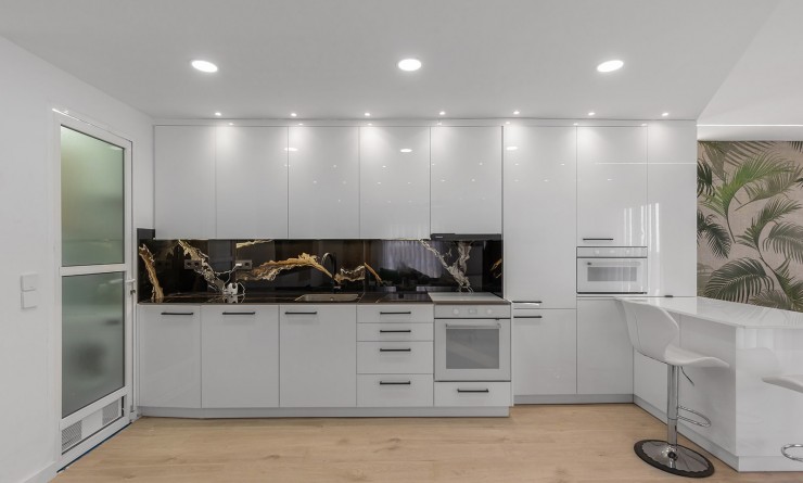 Sale - Apartment / flat - Los Montesinos