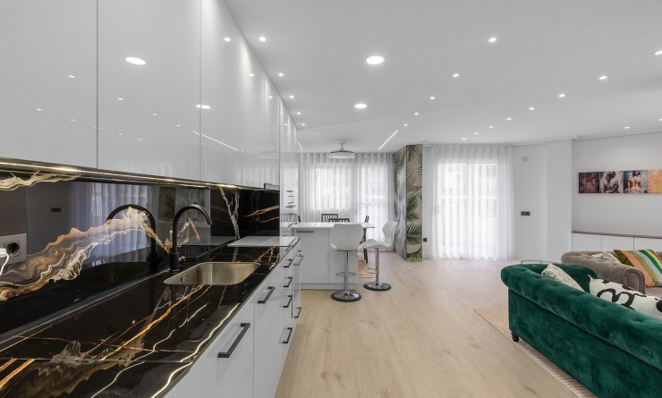 Sale - Apartment / flat - Los Montesinos