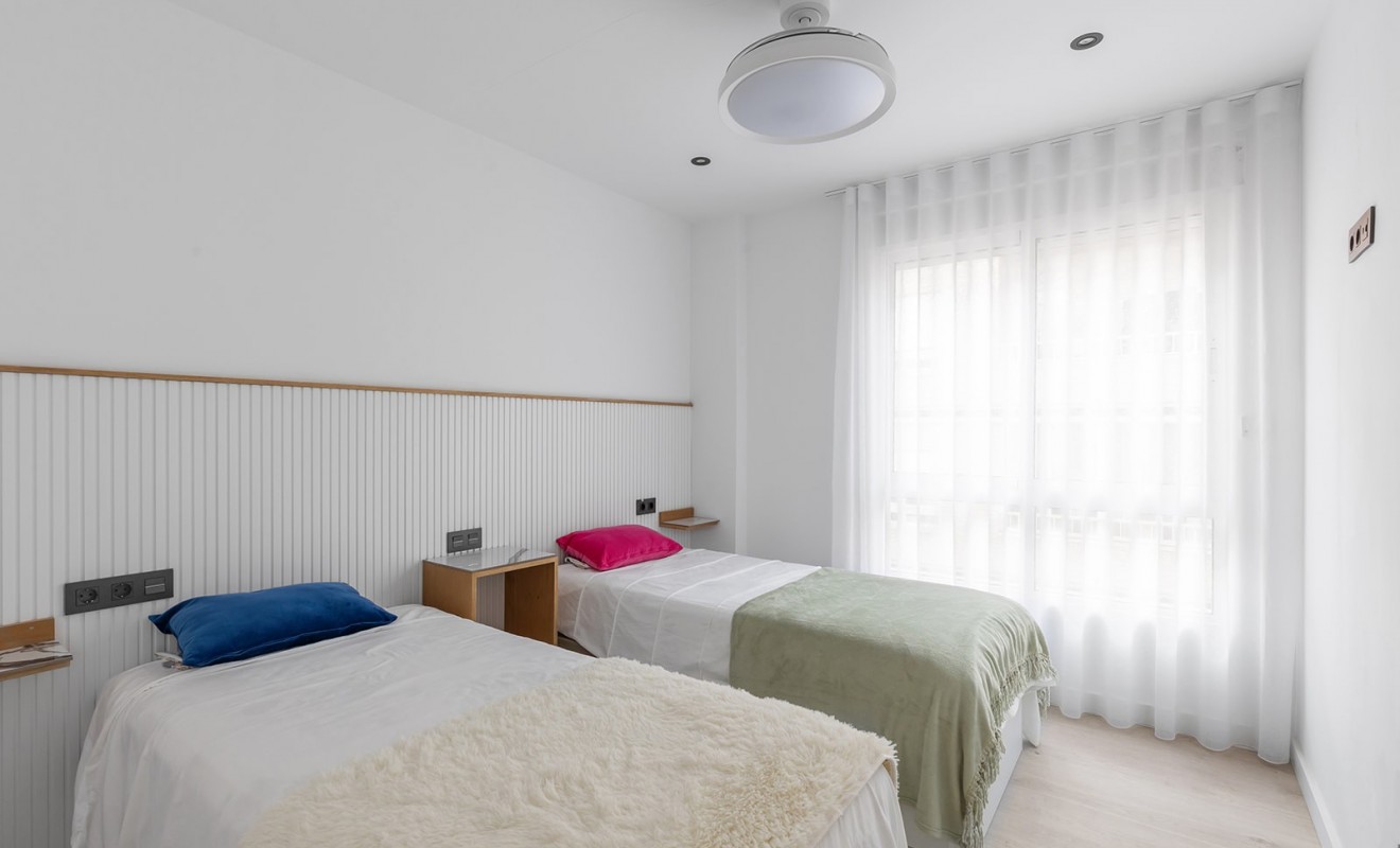 Sale - Apartment / flat - Los Montesinos