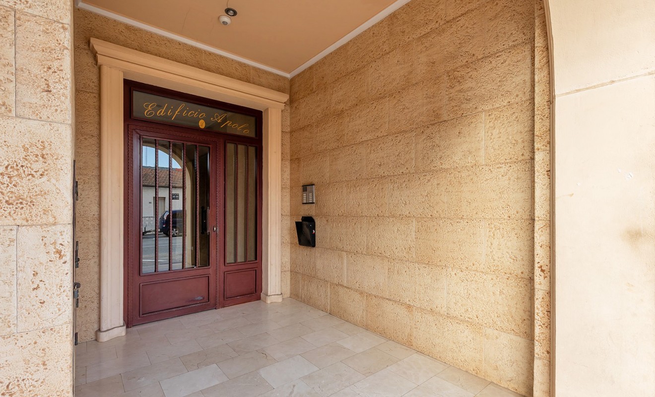 Sale - Apartment / flat - Los Montesinos