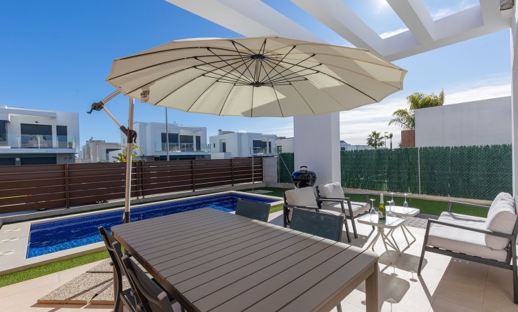 Wederverkoop - Villa - Orihuela Costa - Vistabella Golf