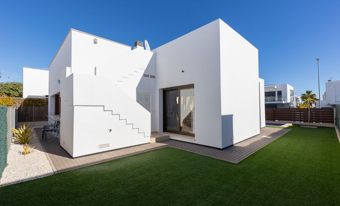 Wederverkoop - Villa - Orihuela Costa - Vistabella Golf