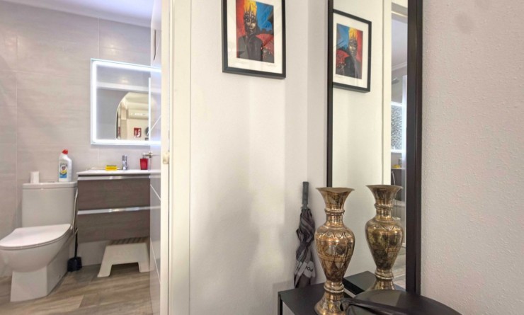 Wederverkoop - Bungalow - Orihuela Costa - La Zenia