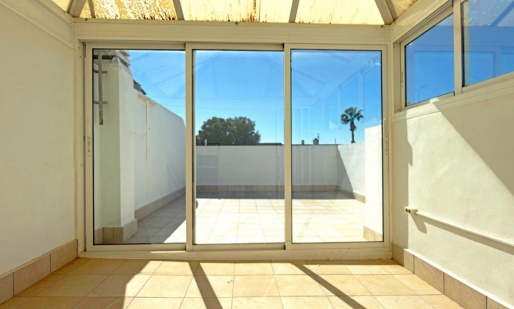 Wederverkoop - Bungalow - Orihuela Costa - La Zenia