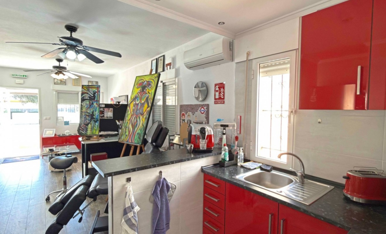 Wederverkoop - Bungalow - Orihuela Costa - La Zenia