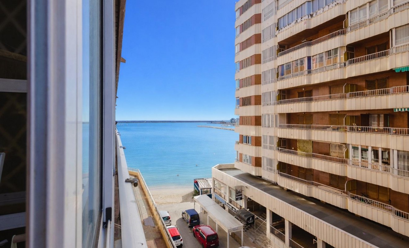 Wederverkoop - Apartamento - Torrevieja - Playa del Acequión