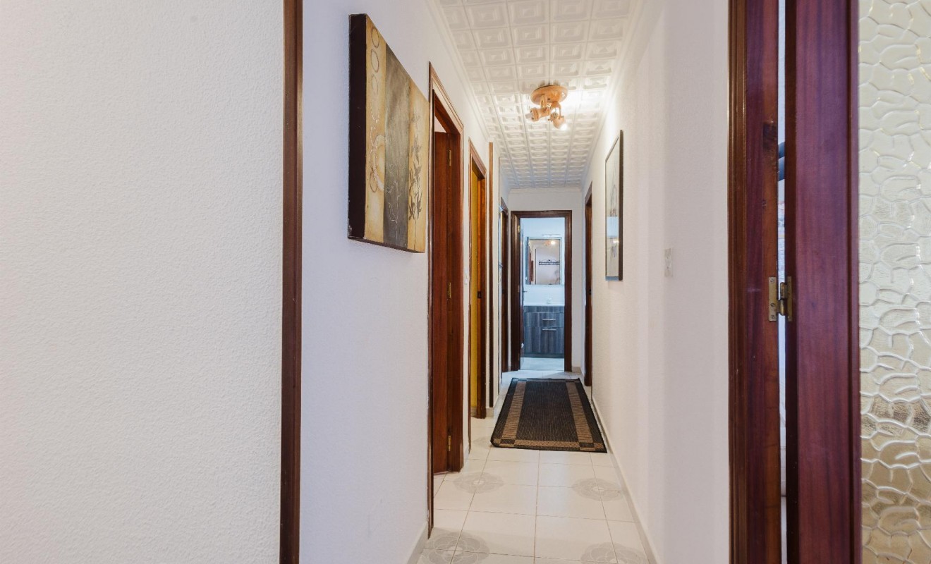 Wederverkoop - Apartamento - Torrevieja - Playa del Acequión