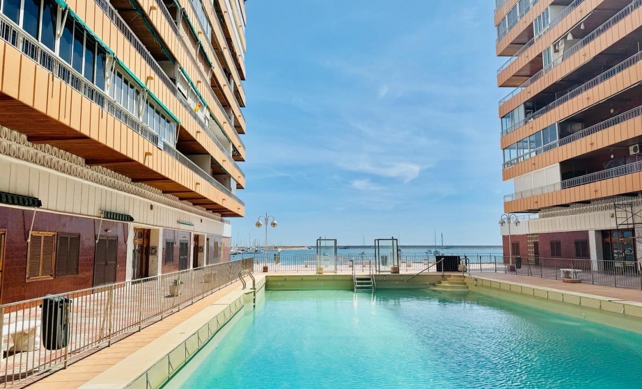 Wederverkoop - Apartamento - Torrevieja - Playa del Acequión