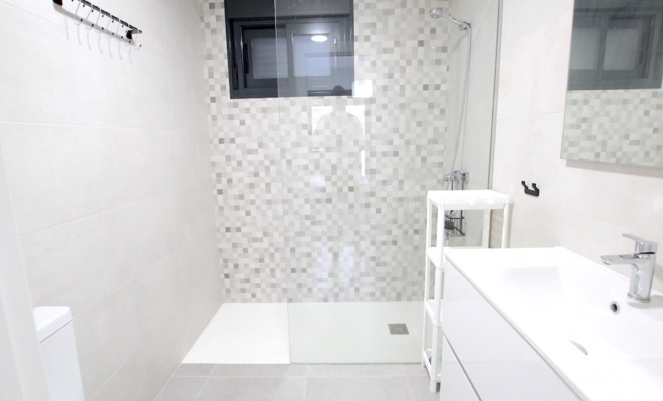 Sale - Villa - Pilar de la Horadada