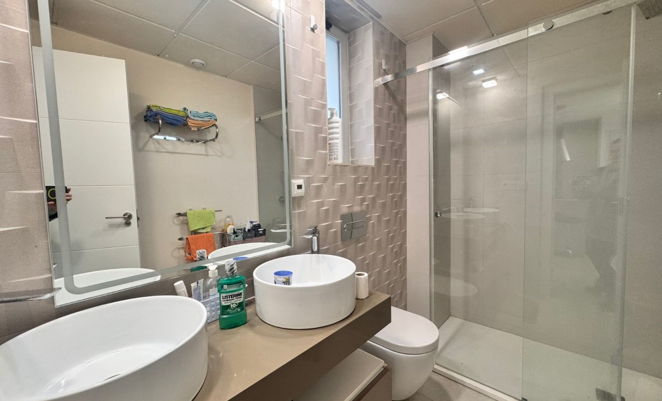 Wederverkoop - Apartment / flat - Finestrat - Cala de Finestrat