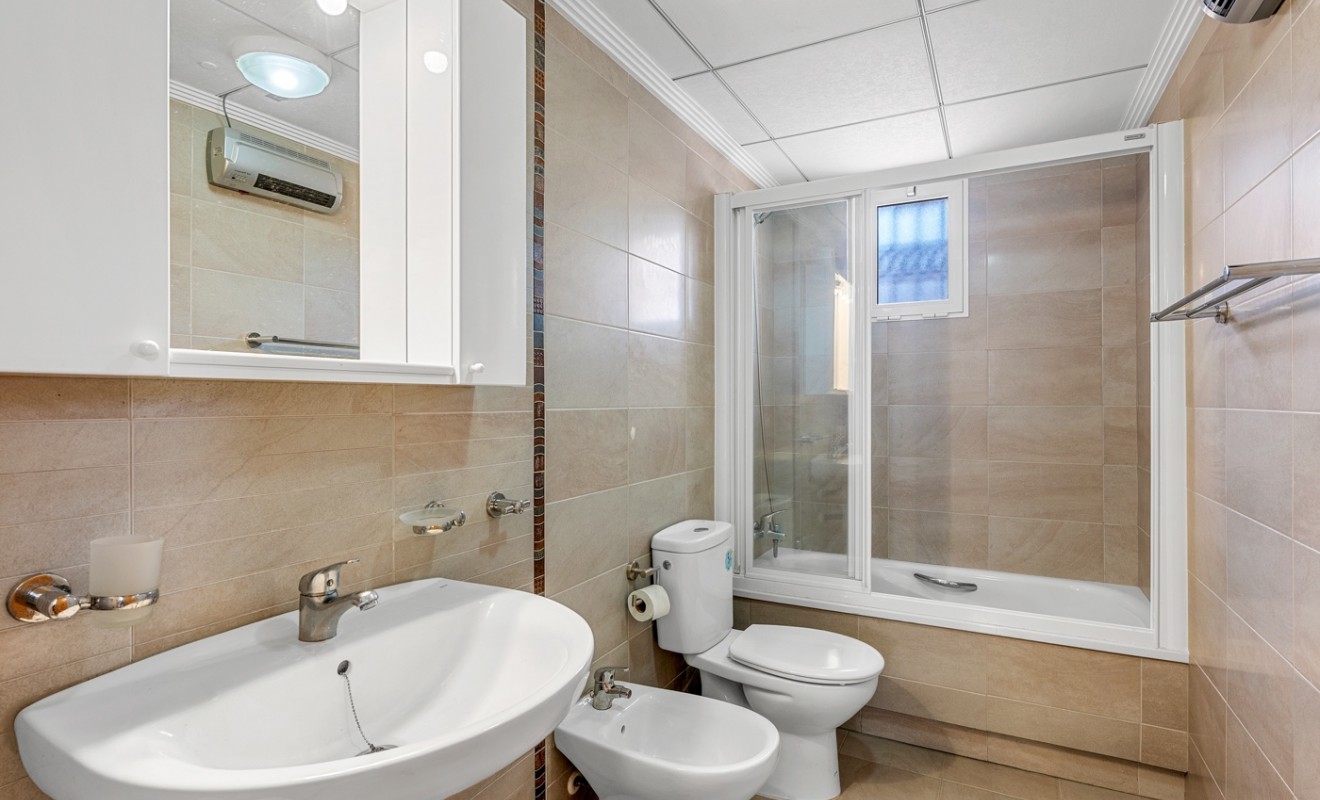 Sale - Adosado - Orihuela Costa - Villamartín