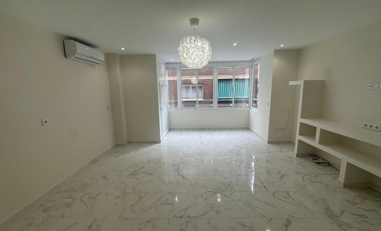 Revente - Apartamento - Torrevieja - Muelle Pesquero