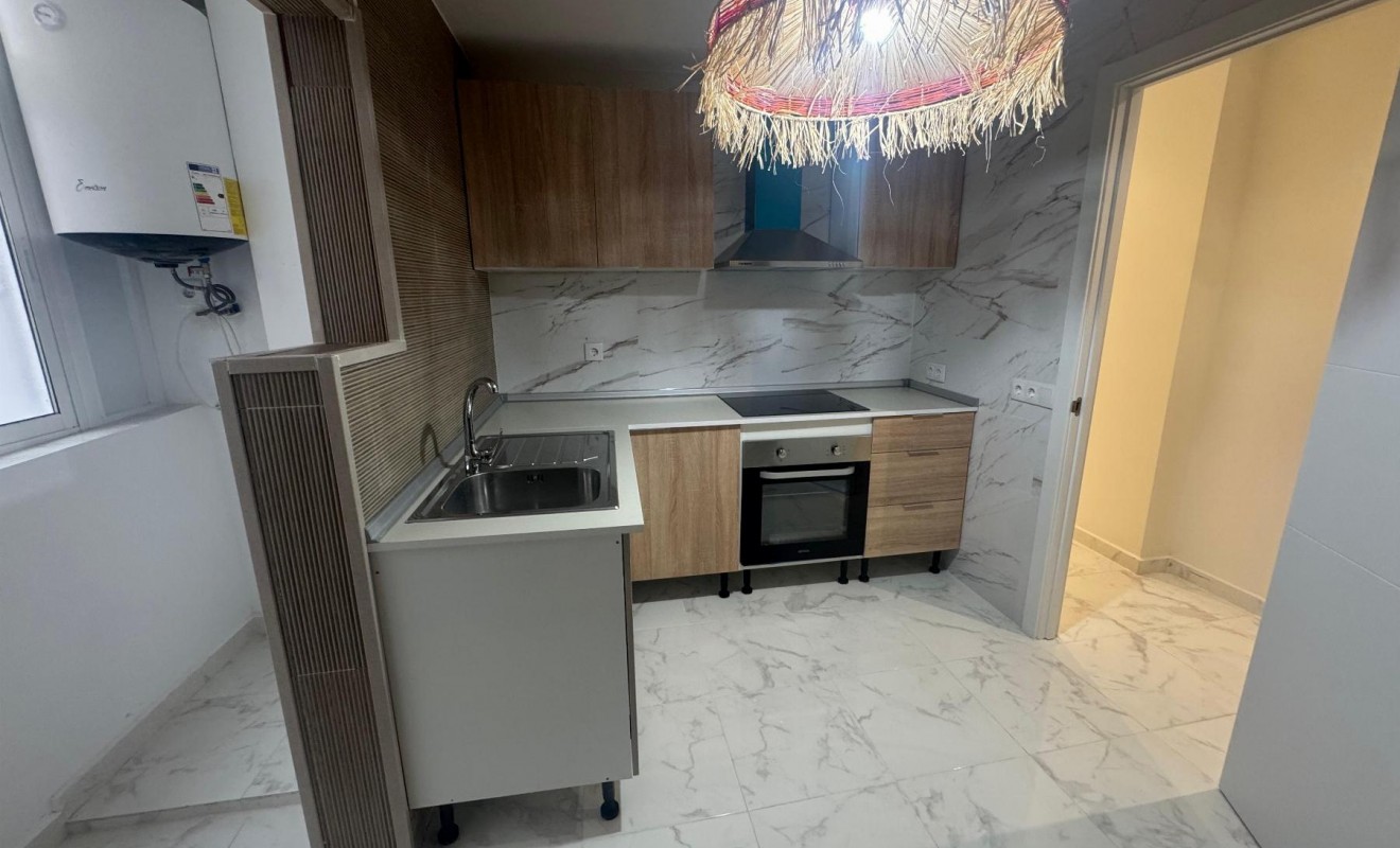 Revente - Apartamento - Torrevieja - Muelle Pesquero