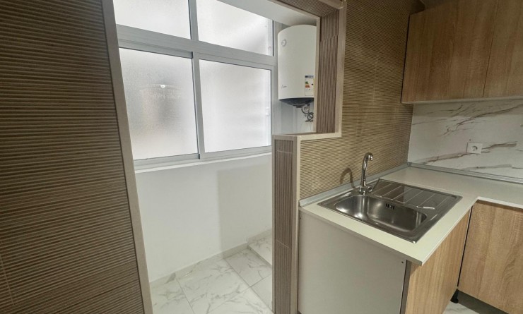 Revente - Apartamento - Torrevieja - Muelle Pesquero