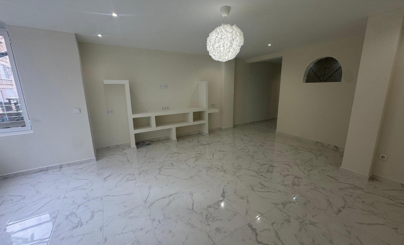 Revente - Apartamento - Torrevieja - Muelle Pesquero