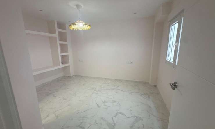 Revente - Apartamento - Torrevieja - Muelle Pesquero