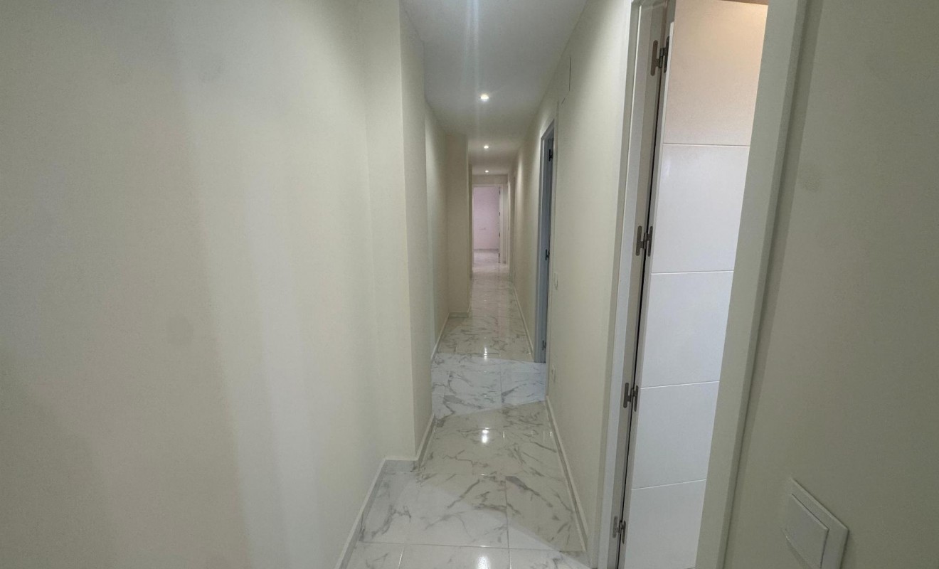 Revente - Apartamento - Torrevieja - Muelle Pesquero