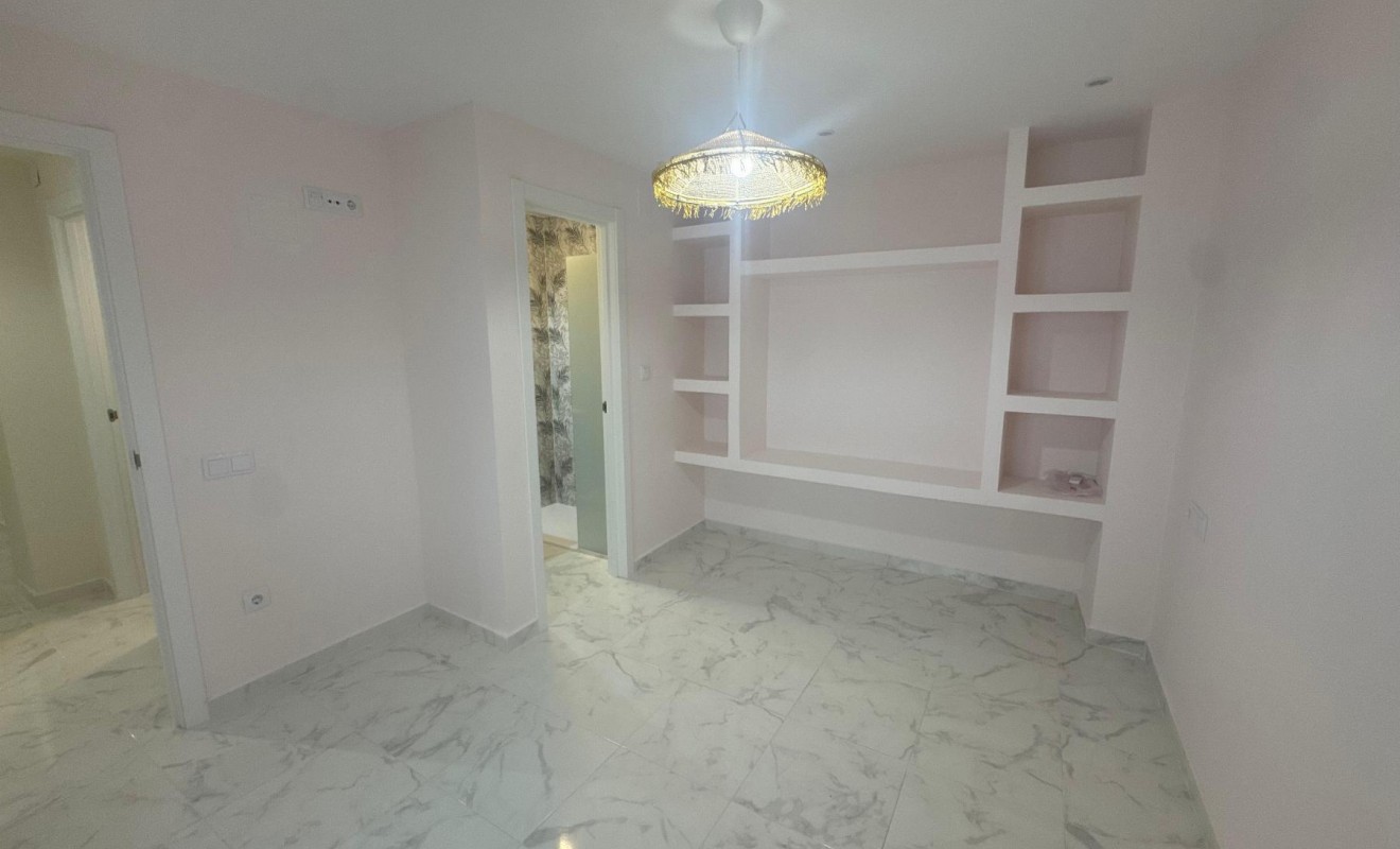 Revente - Apartamento - Torrevieja - Muelle Pesquero