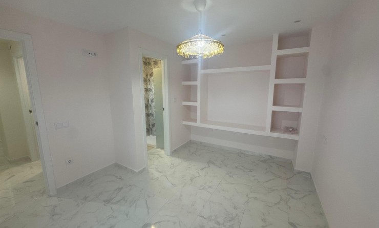 Revente - Apartamento - Torrevieja - Muelle Pesquero