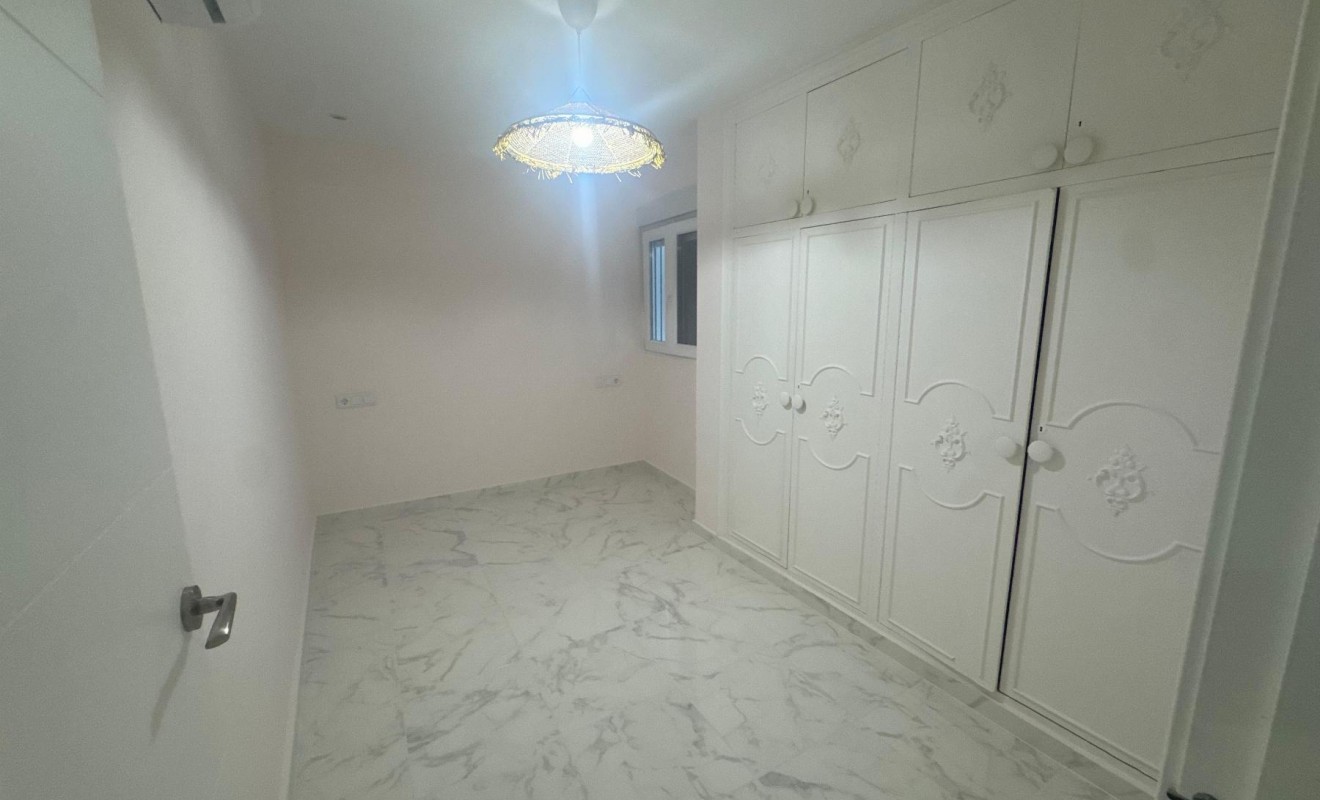 Revente - Apartamento - Torrevieja - Muelle Pesquero