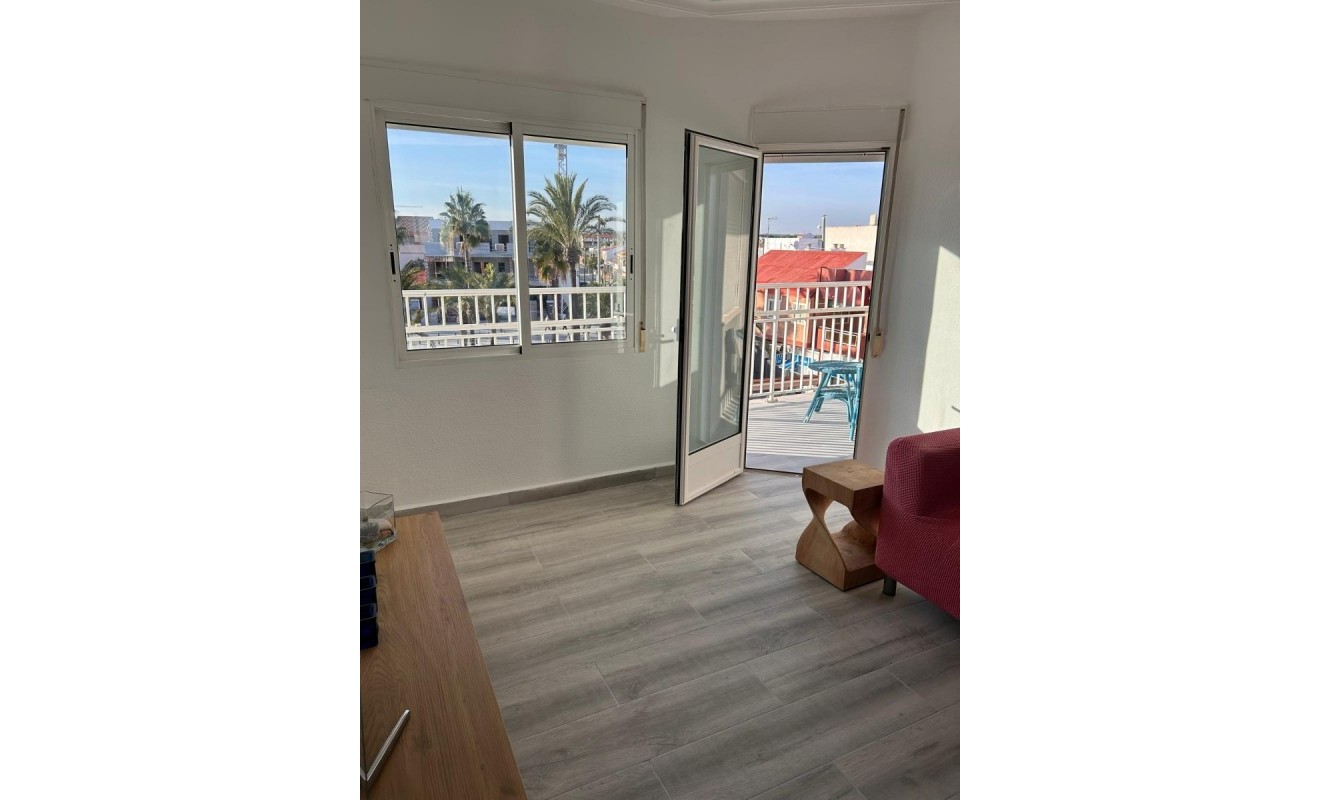Sale - Apartment / flat - Pilar de la Horadada - La Torre de la Horadada