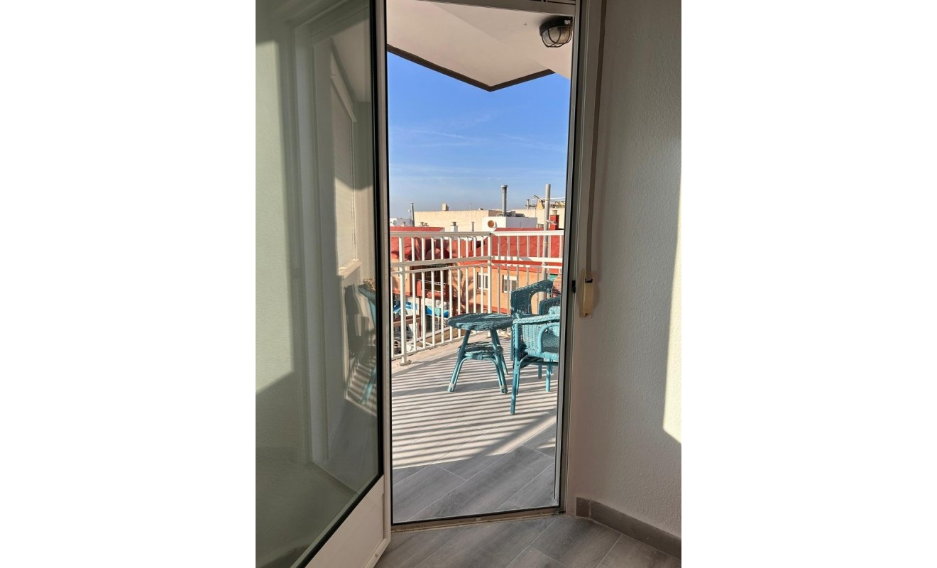 Sale - Apartment / flat - Pilar de la Horadada - La Torre de la Horadada