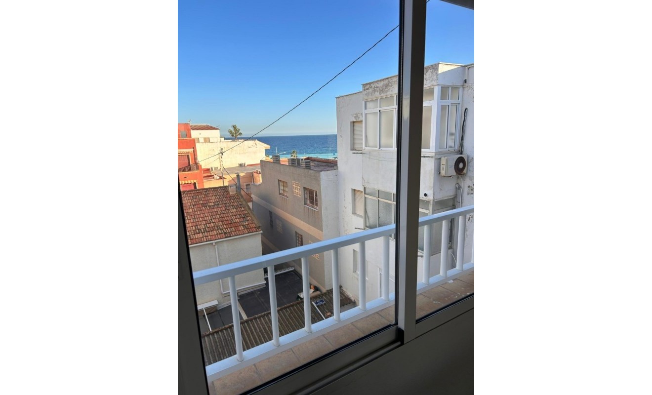 Sale - Apartment / flat - Pilar de la Horadada - La Torre de la Horadada