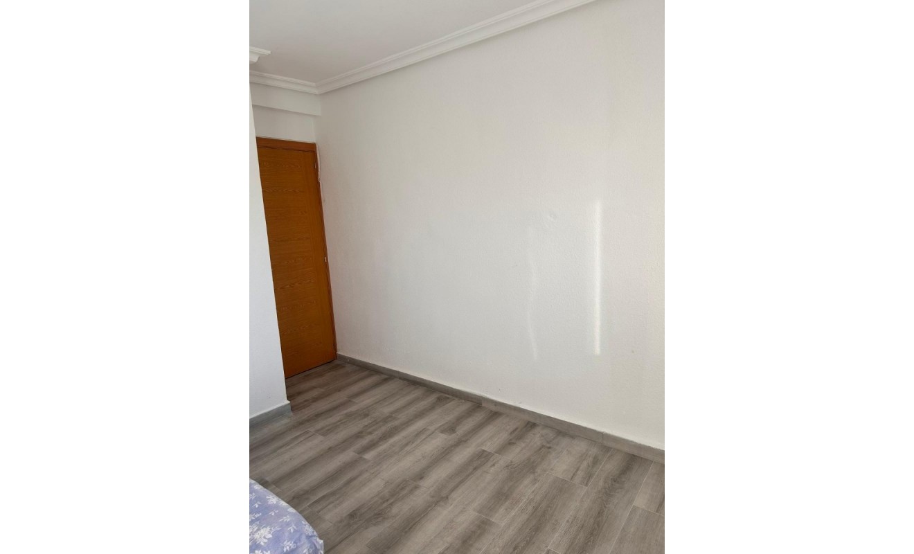 Sale - Apartment / flat - Pilar de la Horadada - La Torre de la Horadada