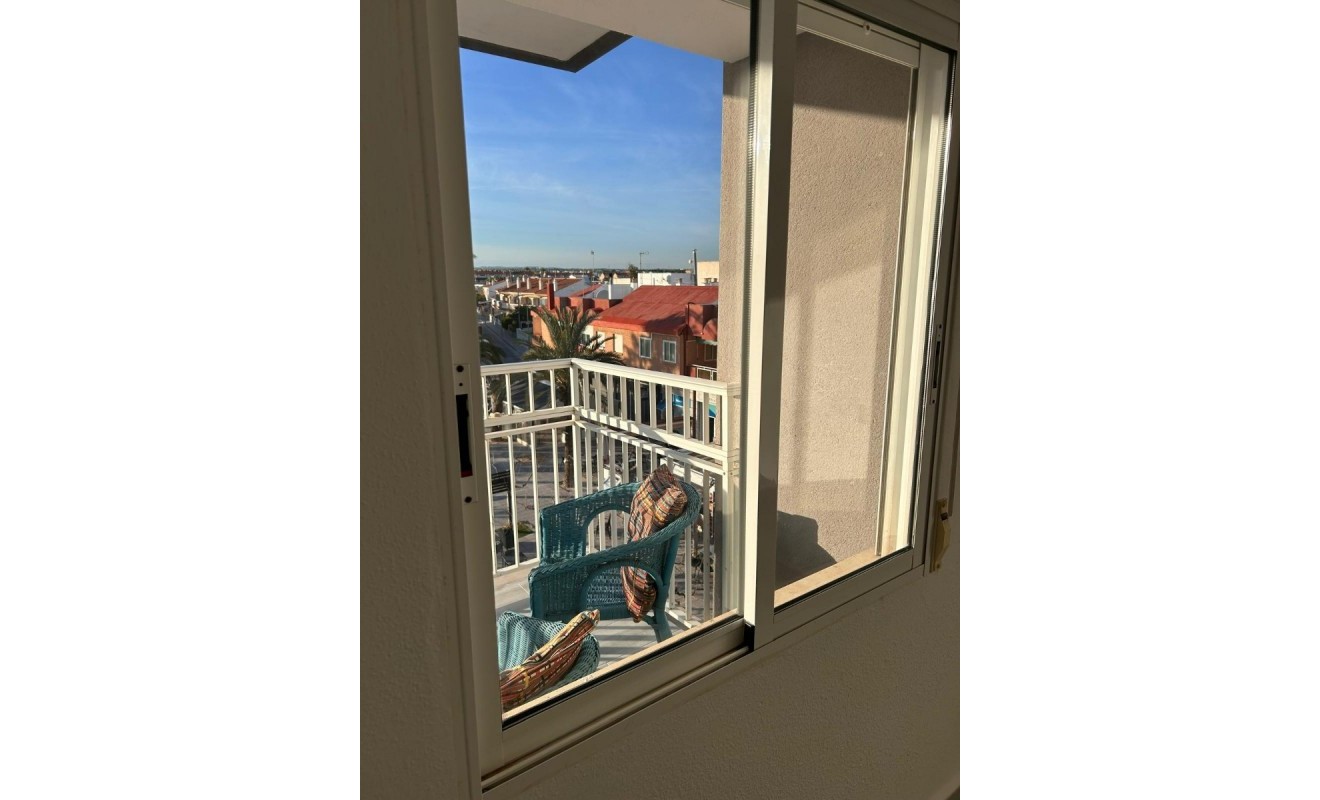 Sale - Apartment / flat - Pilar de la Horadada - La Torre de la Horadada