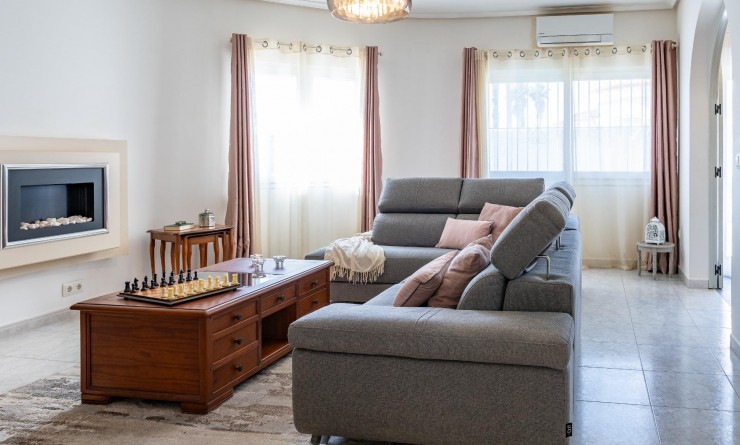 Wederverkoop - Villa - Orihuela Costa - Playa Flamenca