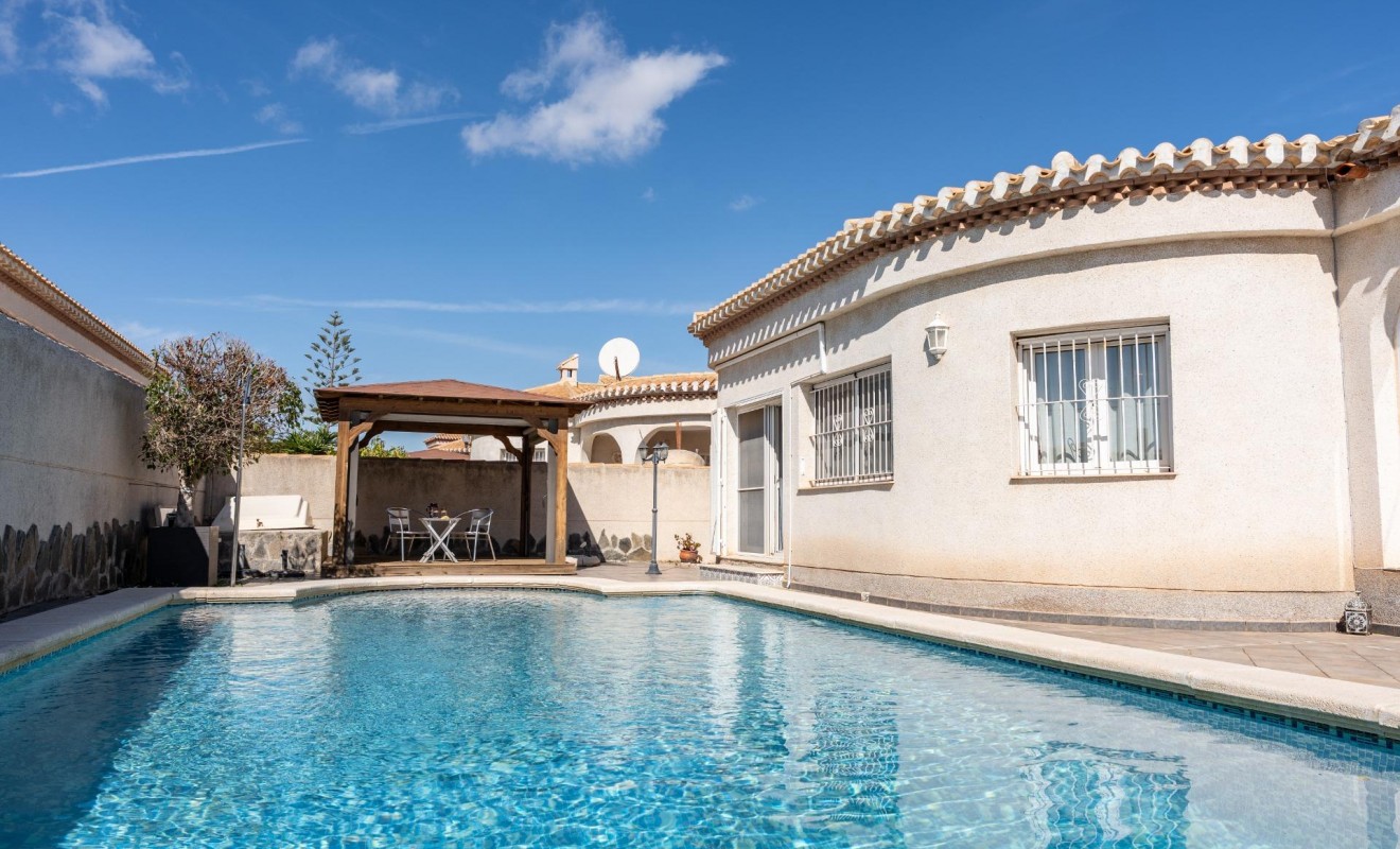 Wederverkoop - Villa - Orihuela Costa - Playa Flamenca