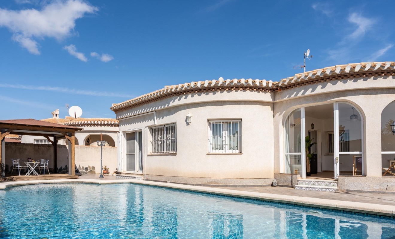 Wederverkoop - Villa - Orihuela Costa - Playa Flamenca