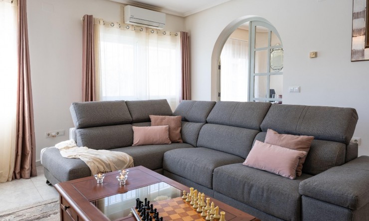 Wederverkoop - Villa - Orihuela Costa - Playa Flamenca