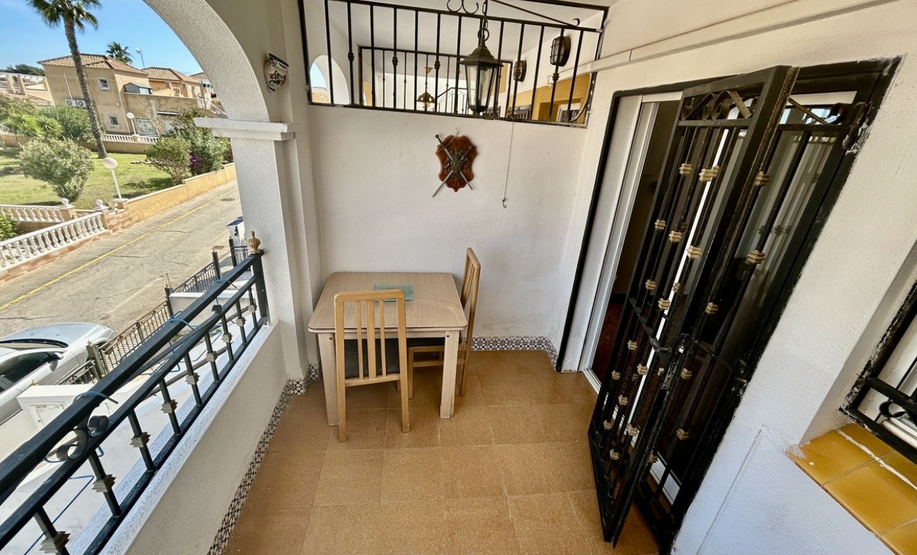 Sale - Apartment - Los Altos