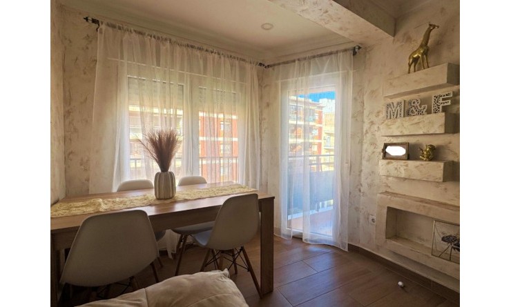 Wederverkoop - Apartment / flat - Denia - Center