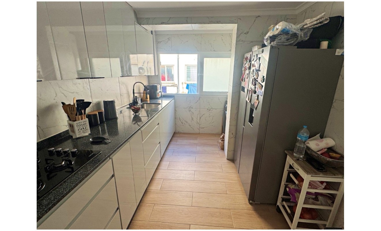 Wederverkoop - Apartment / flat - Denia - Center