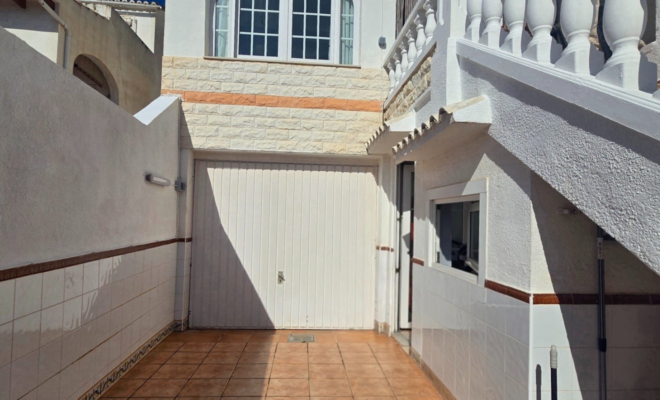 Wederverkoop - Herenhuis - Alfas del Pí