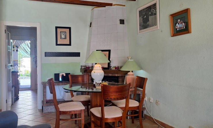 Wederverkoop - Herenhuis - Alfas del Pí