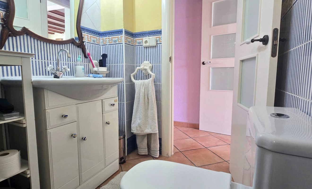 Wederverkoop - Herenhuis - Alfas del Pí